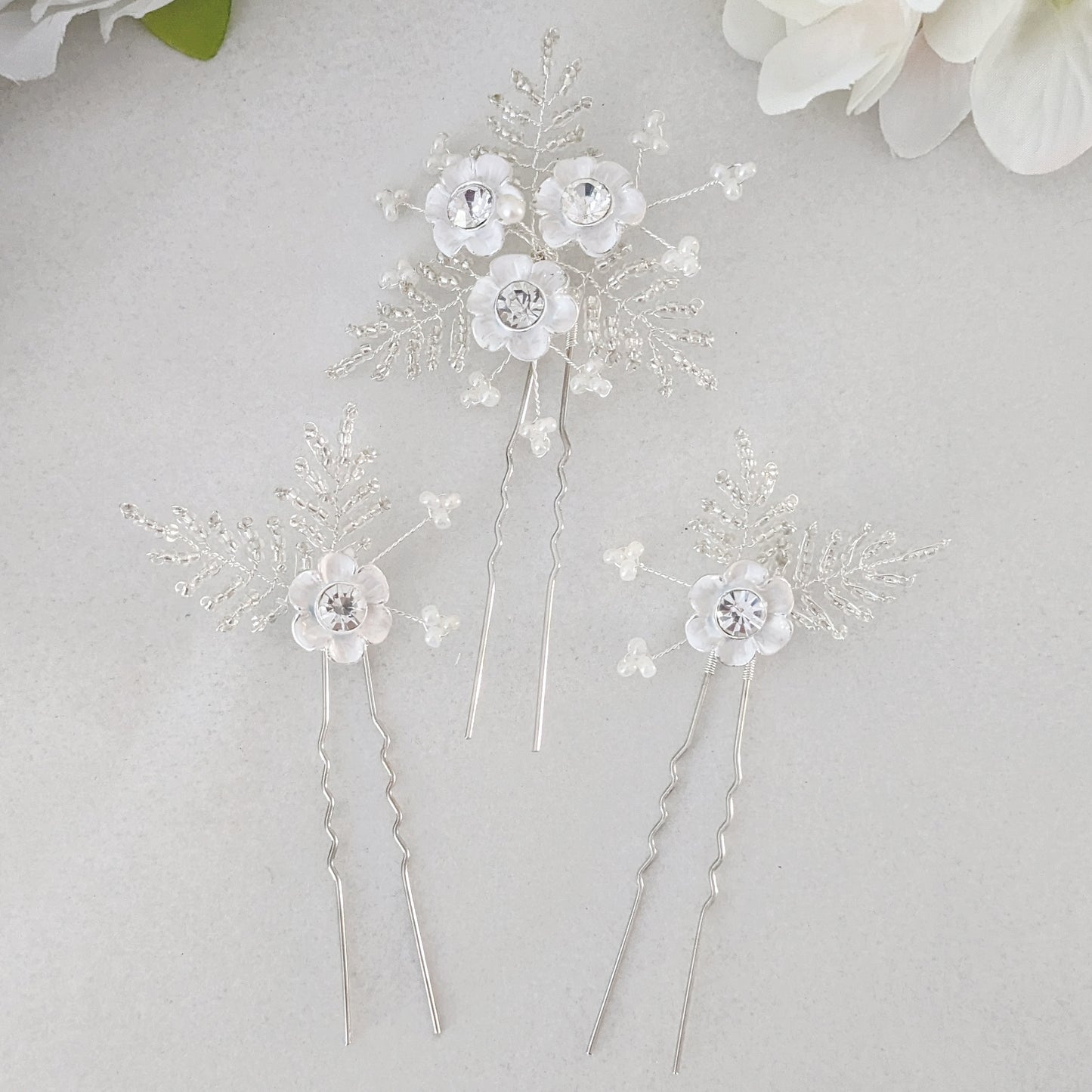 Diana White Flower & Beaded Leaf Hair Pins